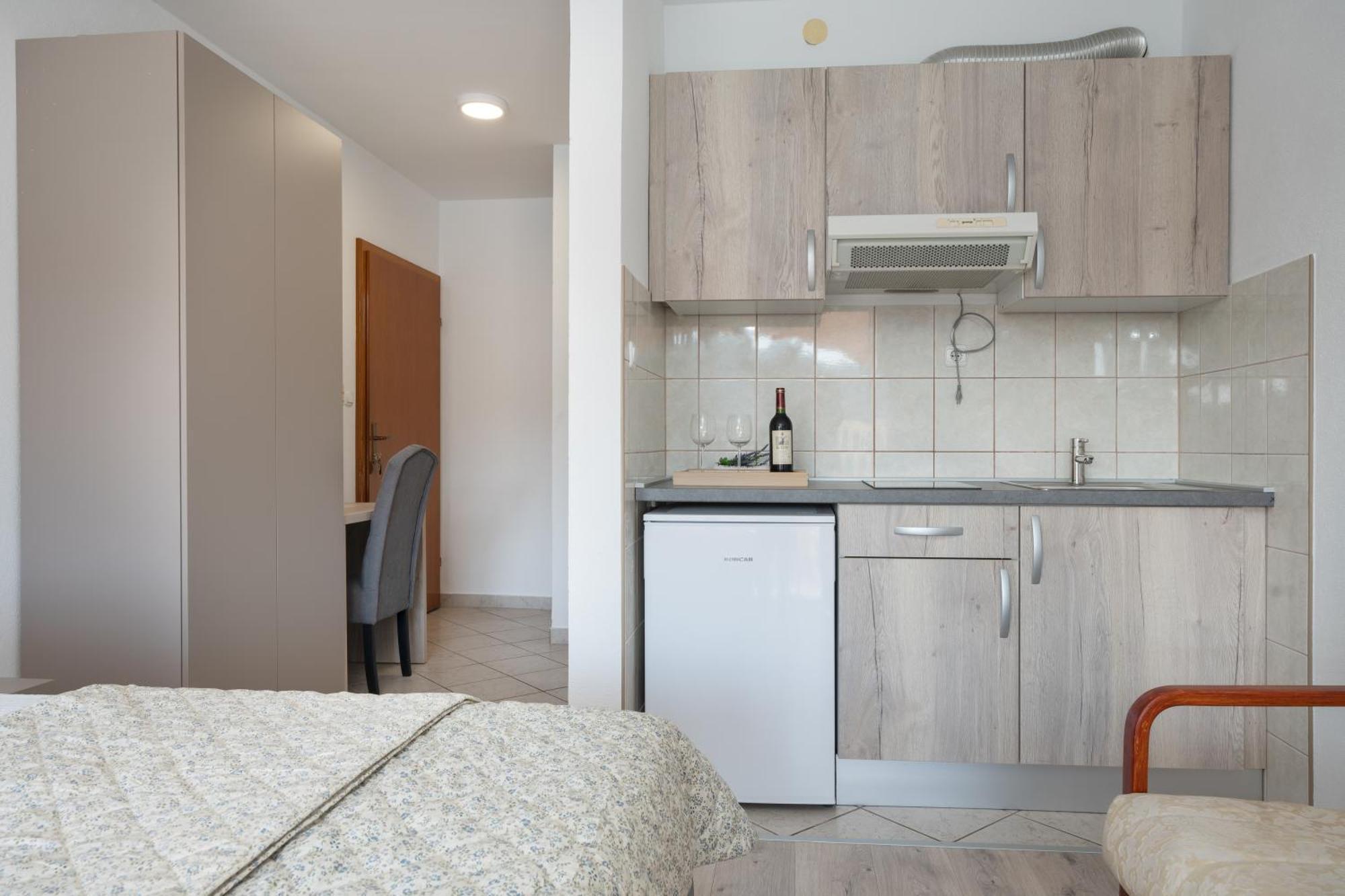 Apartments Obradovic Neum Buitenkant foto