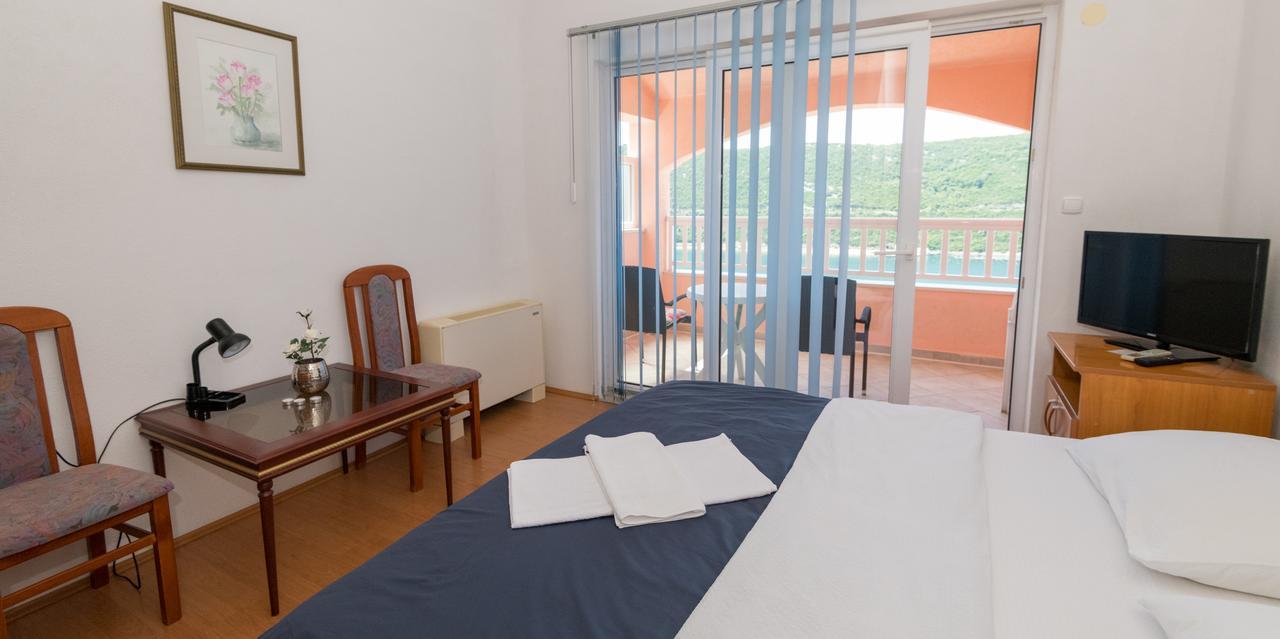 Apartments Obradovic Neum Buitenkant foto